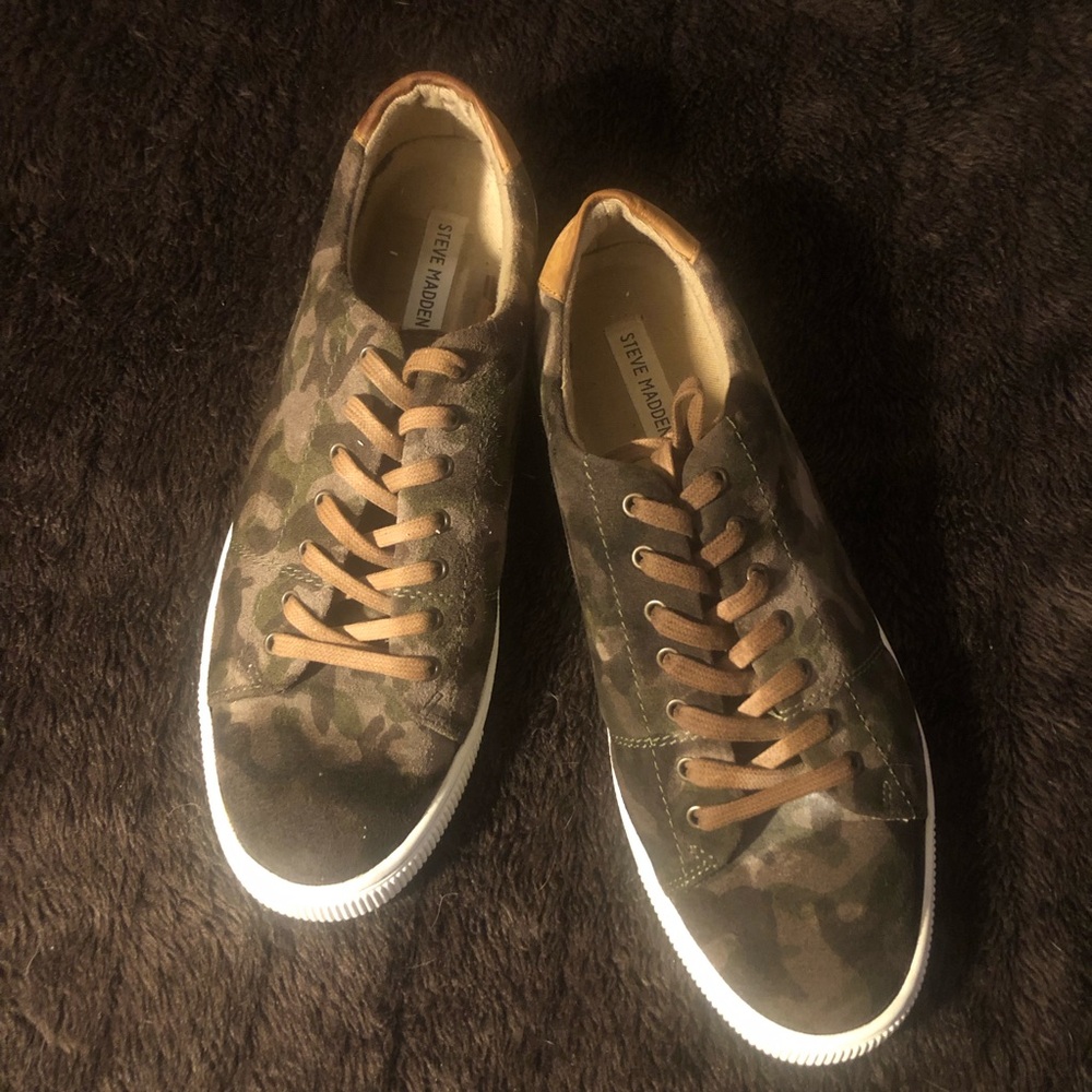 Steve Madden shoes.